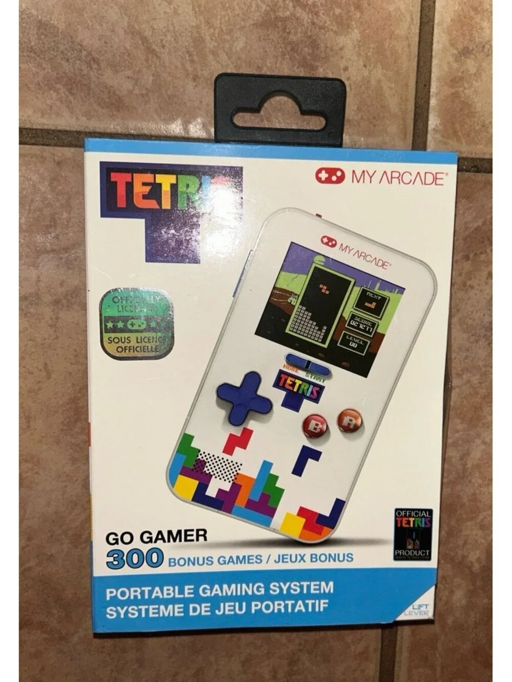 My Arcade Tetris Go Gamer Handheld Portable Game 300 Games NEW with Damaged box
